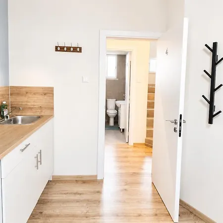 Smart Comfort Studion4 Private Kitchenette Bathroom To 260m Marina Port Old 900m