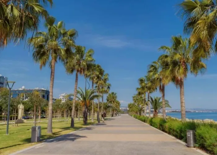 Appartamento Smart Comfort Studion4 Private Kitchenette Bathroom To 260m Marina Port Old 900m Limisso