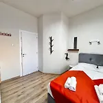 Apartament Smart Comfort Studion4 Private Kitchenette Bathroom To 260m Marina Port Old 900m *